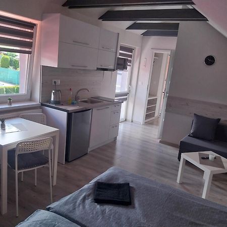 Apartmanovy Dom Stela Bešeňová Eksteriør billede
