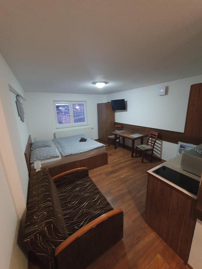 Apartmanovy Dom Stela Bešeňová Eksteriør billede