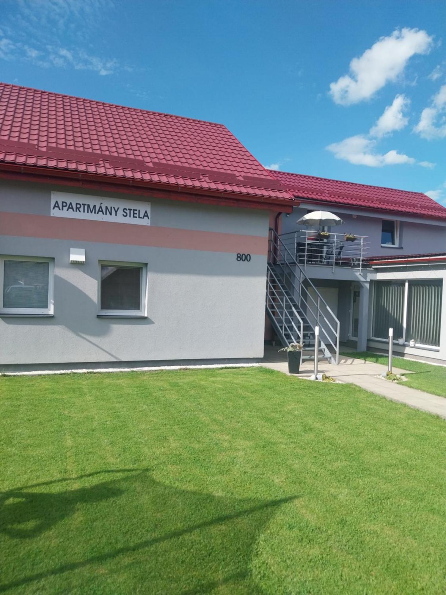 Apartmanovy Dom Stela Bešeňová Eksteriør billede