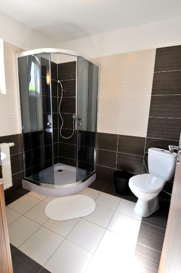 Apartmanovy Dom Stela Bešeňová Eksteriør billede