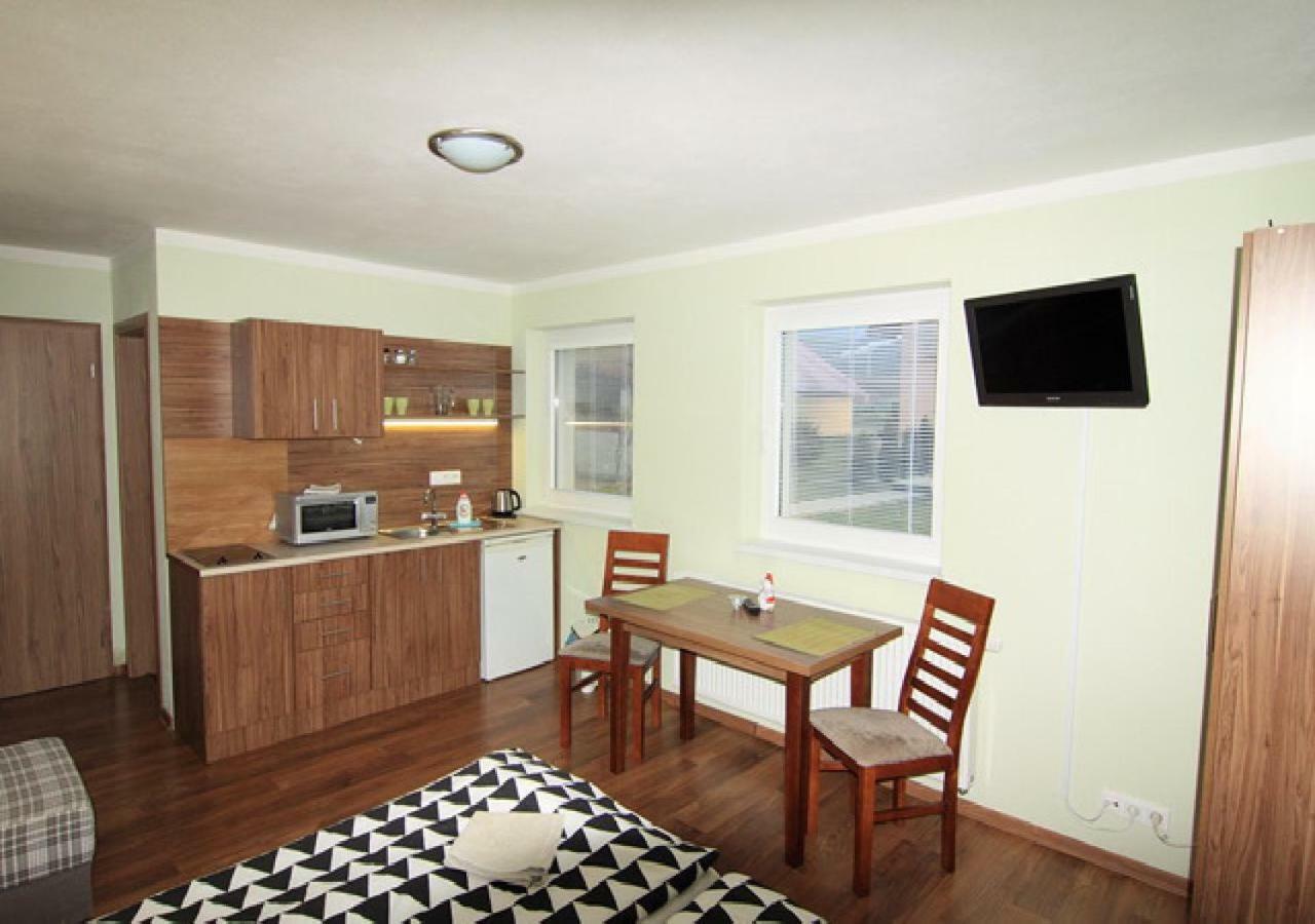 Apartmanovy Dom Stela Bešeňová Eksteriør billede